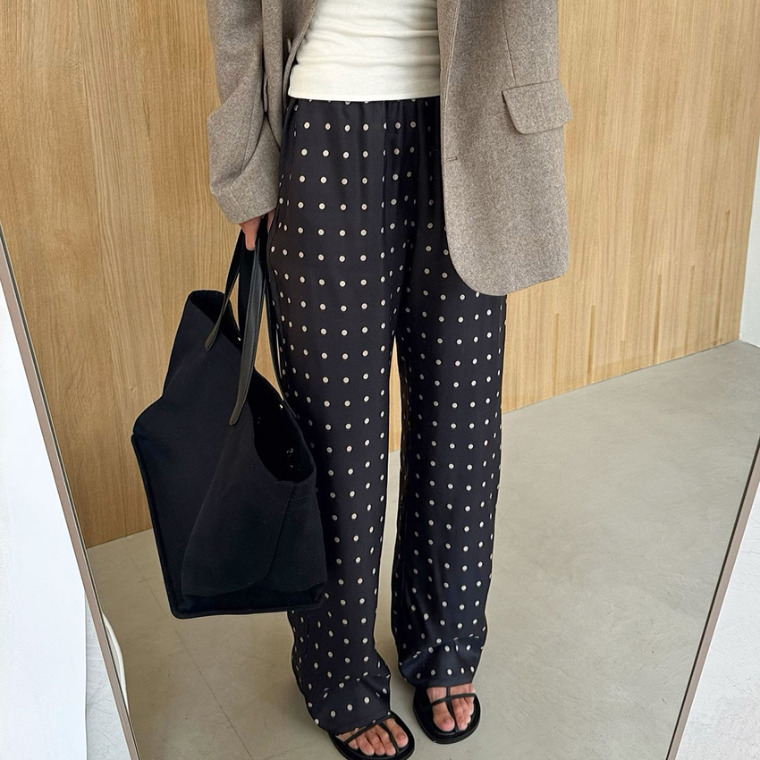 Street Fashion Fall 2025 - Casual Black Long Dot Pants Women