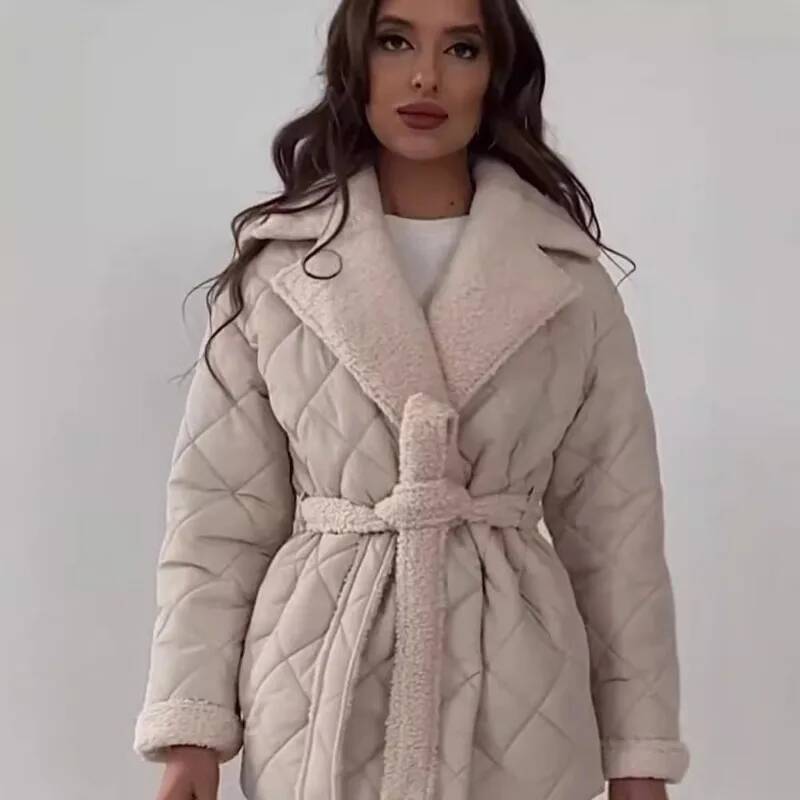 Elegant Quilted With Faux Fur  - огляд і ціна Street Fashion Fall 2025