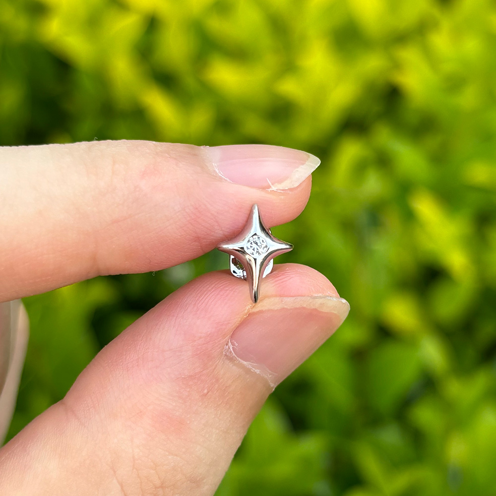 Fashionable Four-Pointed Star  - огляд і ціна Street Fashion Types